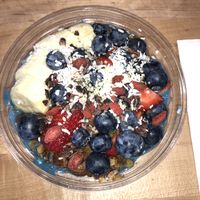 this was the blue majik smoothie bowl!! it was so delicious and satisfying!! at Vibe Organic Kitchen & Juice in Newport Beach
