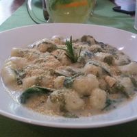 Gnocchi with vegan cheese and spinach at U Zelenina in Prague