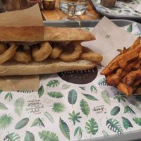 Bocata del mar con patatas de boniato at Khambú Quart in Valencia