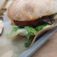 burger de heura de chorizo at Khambú Quart in Valencia
