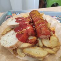 Currywurst at Khambú Quart in Valencia