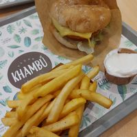  at Khambú Quart in Valencia