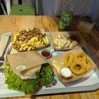  at Khambú Quart in Valencia