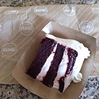 Red Velvet cake at Khambú Quart in Valencia