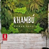 Feature wall at Khambú Quart in Valencia