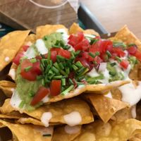 Nachos caseros at Khambú Quart in Valencia