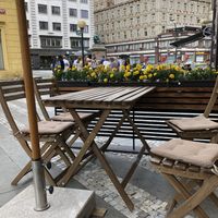 Terrace with 6 chairs at Lifehouse Bistro in Prague