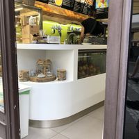 Raw and vegan juices cakes & bread at Lifehouse Bistro in Prague