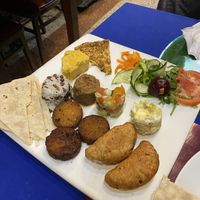 Vegetarian platter l  at Topoly in Havana