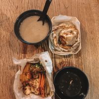 Menu comes with soup, dumplings and vegetables  at Mo Mo - Saint-Gilles in Brussels