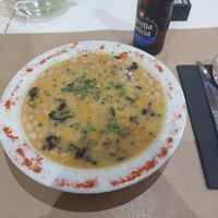 Menu of the day / First / White bean stew at Black Salad in Vitoria Gasteiz