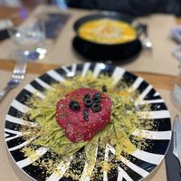 Pasta verde con pesto de remolacha  at Black Salad in Vitoria Gasteiz