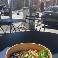 Avocado bowl  at beets&roots in Berlin