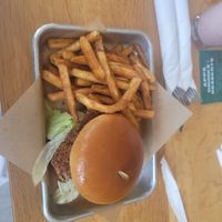 Crispy Chik'n (SO GOOD THE CHICKEN DONT DISAPPOINT!) at J Selby's in St Paul