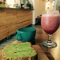 breakfast  at Aloha Cafe in Lisbon