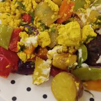 Super Brunch (tofu mexido, almôndegas de soja com shitake no molho barbecue, batatas ao murro, pimentões) at Vegano SP in Sao Paulo