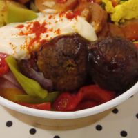 Super Brunch (tofu mexido, almôndegas de soja com shitake no molho barbecue, batatas ao murro, pimentões) at Vegano SP in Sao Paulo