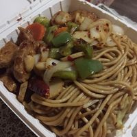 Chow mein and garlic “chicken”. Wasn’t crispy like guy said it would be, tasted like sweet and sour. ? Still tasty tho at Wok N Roll in Long Beach