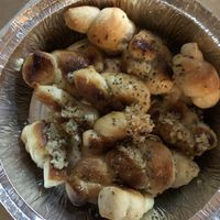 Vegan Garlic Knots at Tony's Pizza & Pasta in Hamburg