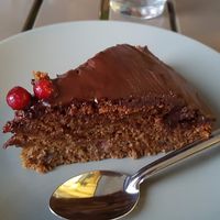 Chocolate, ginger and raspberry cake at Chez Vegetayelle and Co. in Toulouse