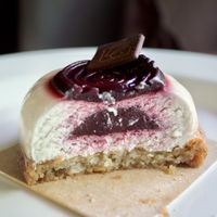   at VG Pâtisserie in Paris