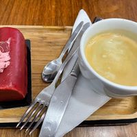 Bûche mimi and café allongé   at VG Pâtisserie in Paris