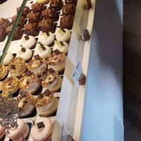 Great selection of cakes #Veganuary at VG Pâtisserie in Paris