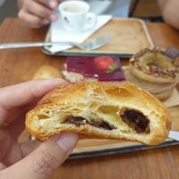 Pain au chocolat at VG Pâtisserie in Paris