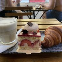   at VG Pâtisserie in Paris