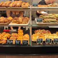  at VG Pâtisserie in Paris