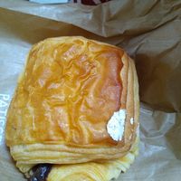 Pain au chocolat at VG Pâtisserie in Paris