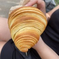 Croissant - 5/5  at VG Pâtisserie in Paris