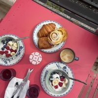   at VG Pâtisserie in Paris