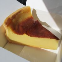 Flan at VG Pâtisserie in Paris