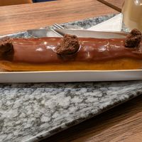 Chocolate eclair at VG Pâtisserie in Paris
