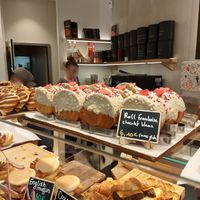  at VG Pâtisserie in Paris