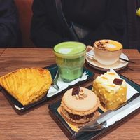  at VG Pâtisserie in Paris