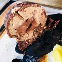 Look at this   at VG Pâtisserie in Paris