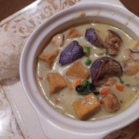 Green curry with tofu at Thai Thai in Branson