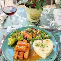 My fabulous main course with crispy tofu. at Musgo in Aveiro
