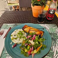 Filo parcel with rice and salad at Musgo in Aveiro