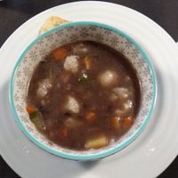 Una de las sopas de legumbres del menú at Musgo in Aveiro