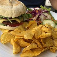 Soul burger (soy) with sweet potato chips at Musgo in Aveiro