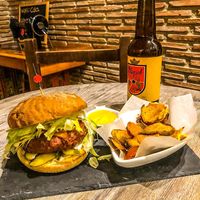 100% vegano  at Codigos del Arte in Denia