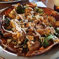 Vegan pizza at L'Escalier in Montreal