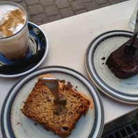 Bananenbrot, Iced Latte und Rote Beete Schokokuchen at Café Selen in Kaiserslautern