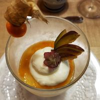 Veganer Aprikosentrifle im Glas at Waldhotel am Notschreipass in Todtnau