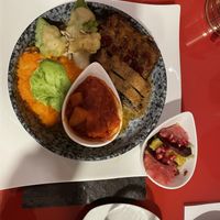 Linsen Braten mit Beilagen als Bowl   at Cookie's Veggies in Dorsten