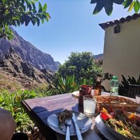 Lunch with a view at El Guanche "Alte Schule" in Tenerife