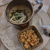 Vegane knoblauchcremesuppe #Veganuary at Stiftskeller in St Florian